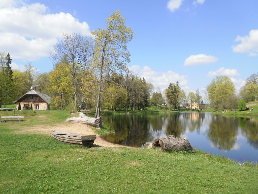 Birinu Pils Hotel Bīriņi Exterior foto